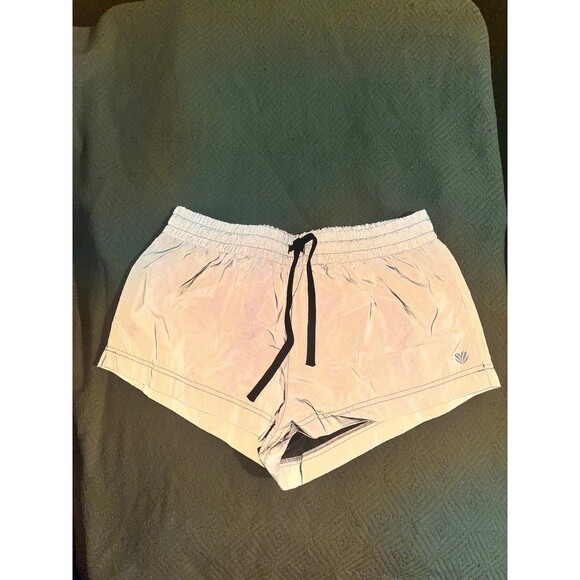 Womens reflective athletic shorts - Picture 2 of 6